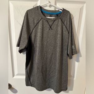 Zeroxposur Boys active performance  Shirt - Large